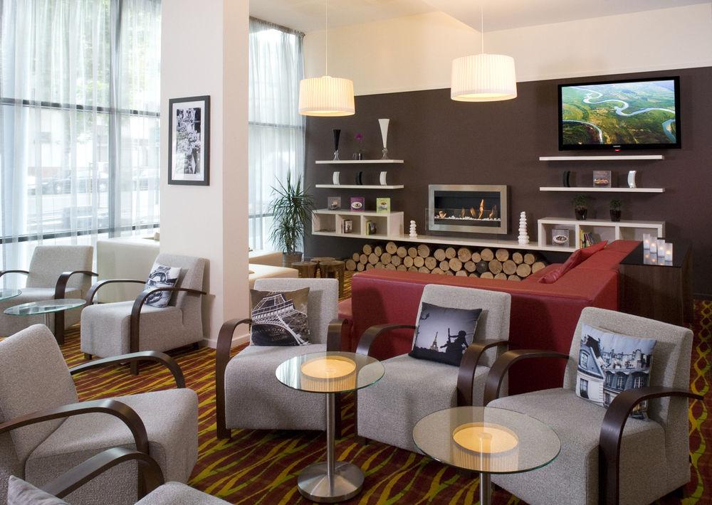 Courtyard By Marriott Paris Saint Denis Hotel Eksteriør billede