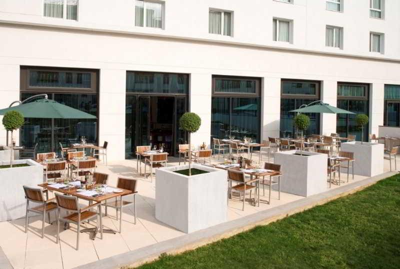 Courtyard By Marriott Paris Saint Denis Hotel Eksteriør billede